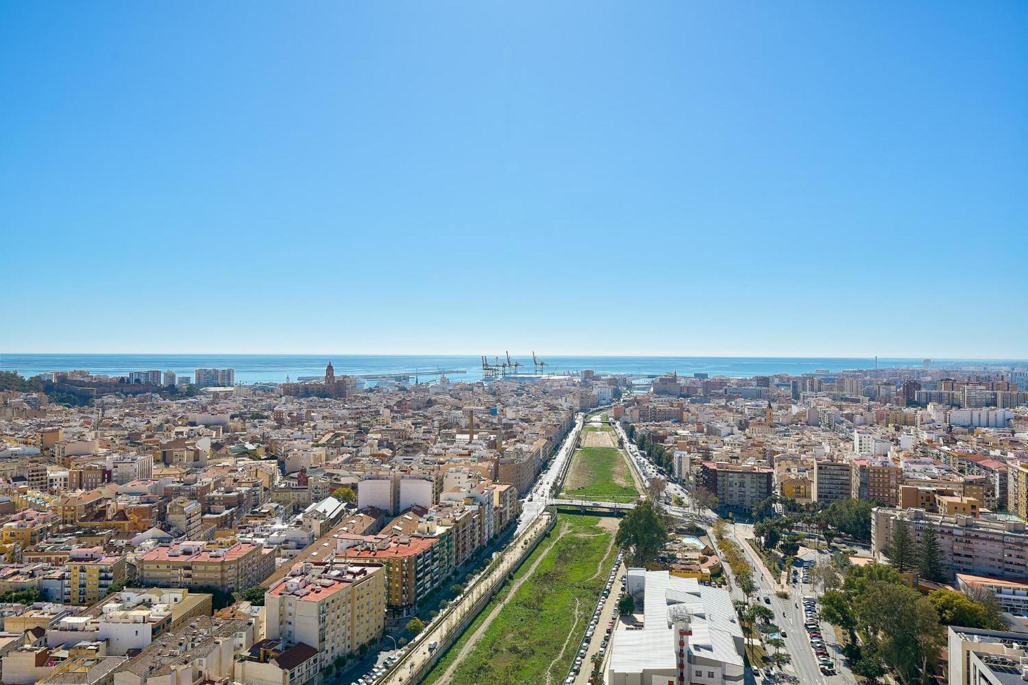 Malaga Skyline By Lovely Rentals Экстерьер фото